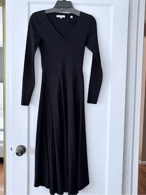 Vince Black V-Neck Long Sleeve Midi Dress, XS